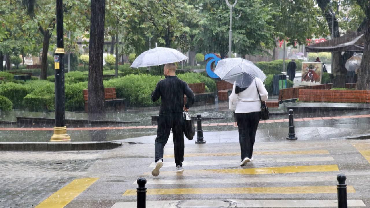 13 il için sarı uyarı: Kuvvetli yağışa dikkat