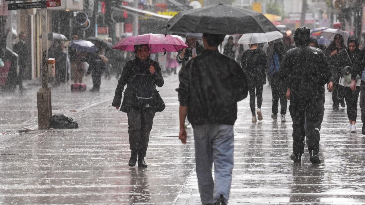 Yurt genelinde bu hafta yağışlı geçecek