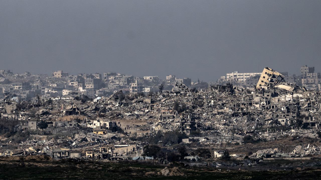 Soykırımcı İsrail'in Gazze'ye nisan ayındaki saldırılarda 111 Filistinli hayatını kaybetti