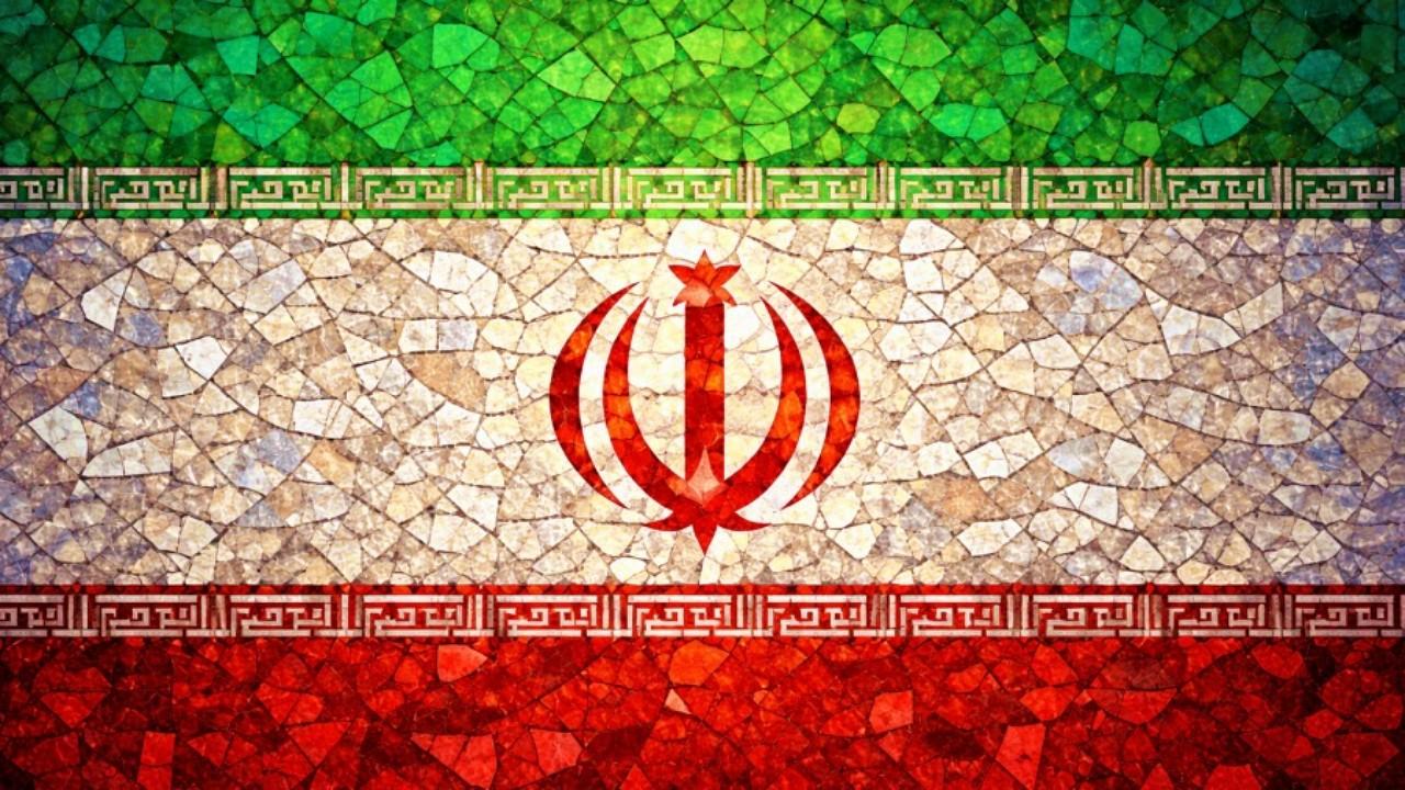 İran basını: Tahran'da hava savunma sistemi çalıştı