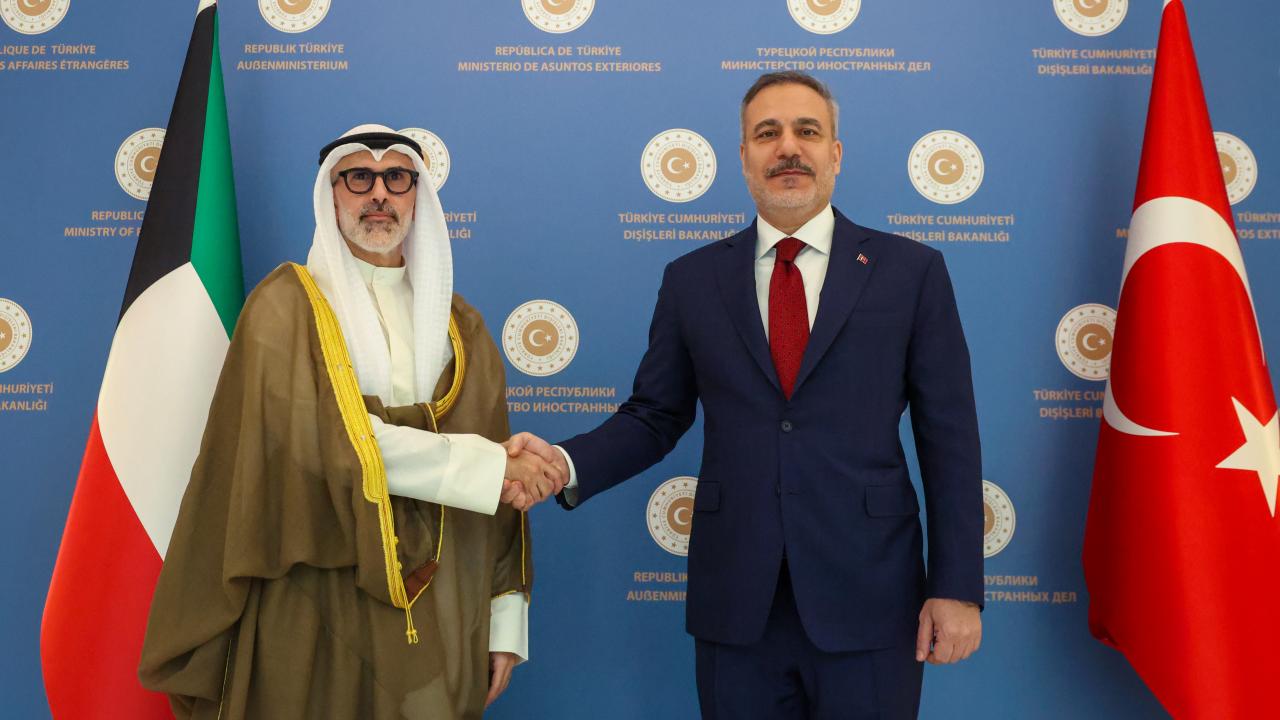Bakan Fidan Kuveytli mevkidaşı Sabah ile görüştü
