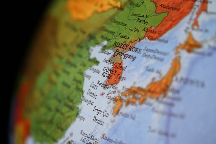 Güney Kore, Kore Yarımadası'nda barış içinde bir arada yaşama politikasını sürdürecek