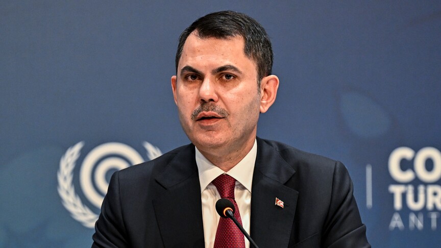 Bakan Kurum, yarın Paris'te "Üst Düzey Enerji Dönüşümü Diyalogları"nın ilk oturumuna katılacak