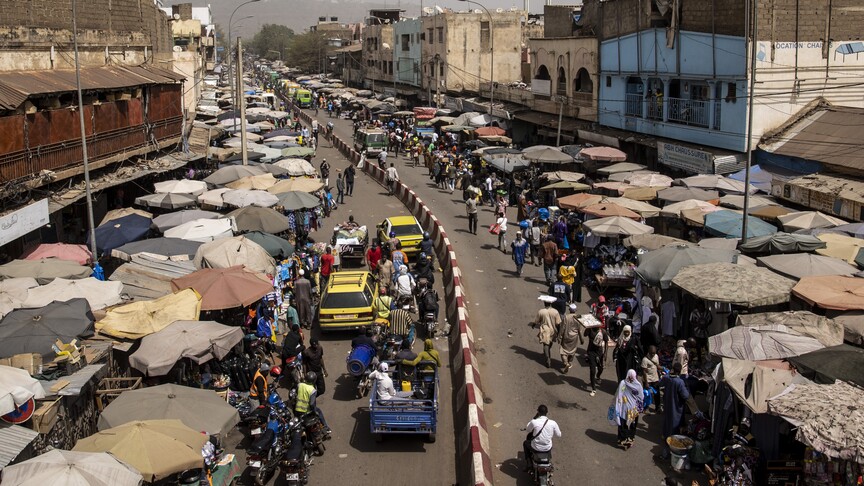 Fransa Mali'deki vatandaşlarından ülkeyi terk etmelerini istedi