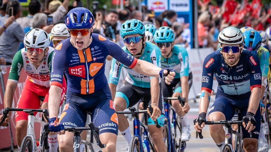 61. Cumhurbaşkanlığı Türkiye Bisiklet Turu'nu beşinci etabını Casper van Uden kazandı