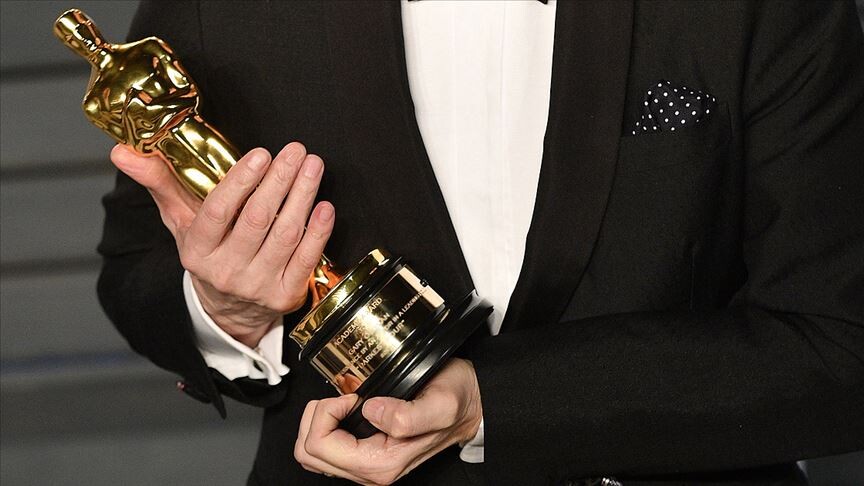 Rus yönetmenin Oscar ödülü, kabin bagajı olarak kabul edilmeyince kayboldu