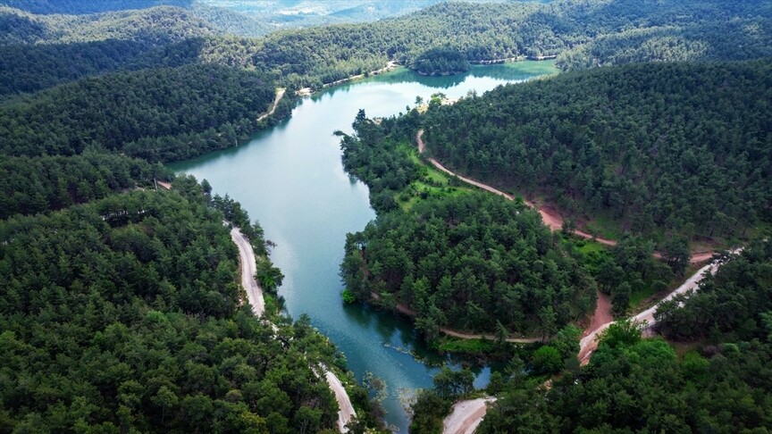 Antalya'daki Ekşili Göleti son yağışlarla yeniden canlandı